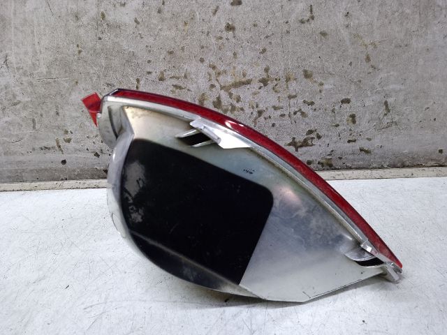 bontott DACIA SANDERO Jobb Ködzárófény