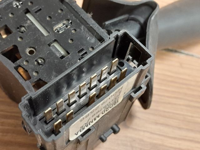 bontott DACIA SANDERO Jobb Kormánykapcsoló Ablaktörlő