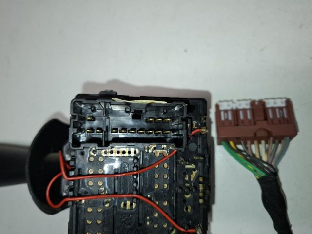 bontott DACIA SANDERO Jobb Kormánykapcsoló Ablaktörlő