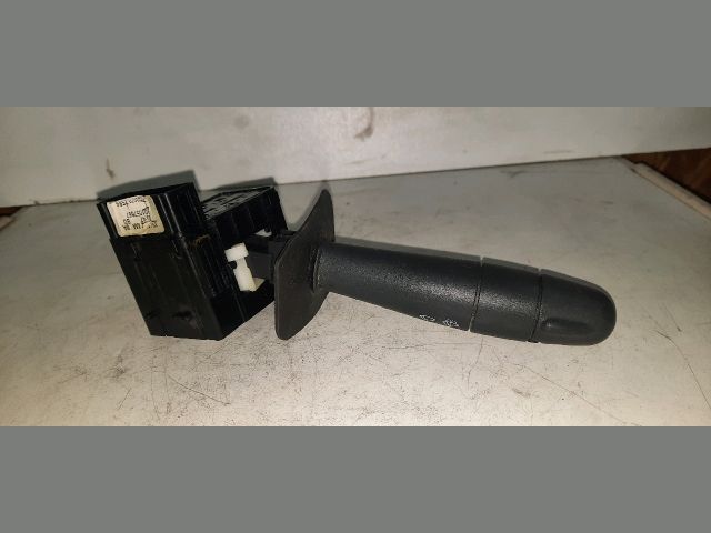 bontott DACIA SANDERO Jobb Kormánykapcsoló Ablaktörlő