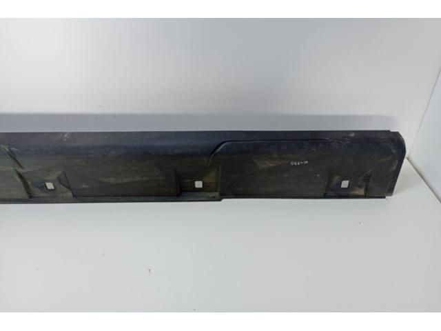 bontott DACIA SANDERO Jobb Küszöb