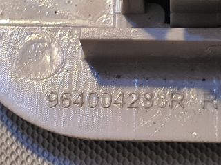 bontott DACIA SANDERO Jobb Napellenző