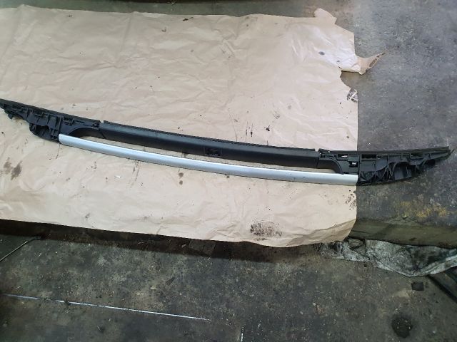 bontott DACIA SANDERO Jobb Tetősín