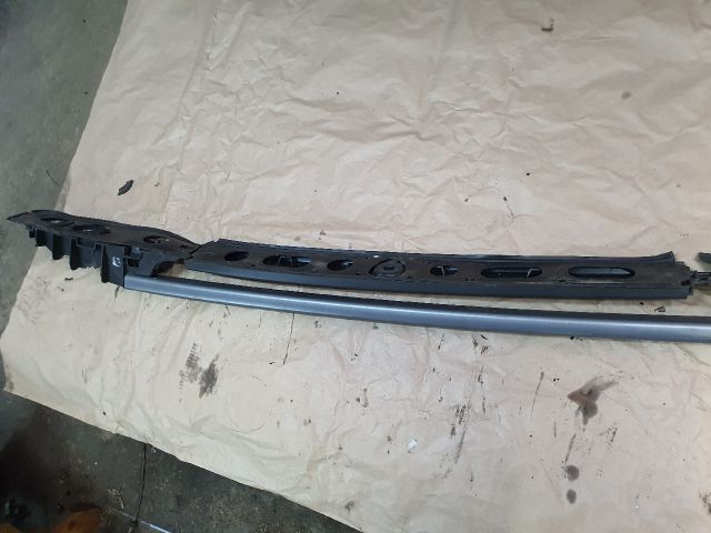 bontott DACIA SANDERO Jobb Tetősín