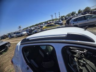 bontott DACIA SANDERO Jobb Tetősín