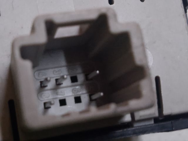 bontott DACIA SANDERO Kapcsoló (Magában)