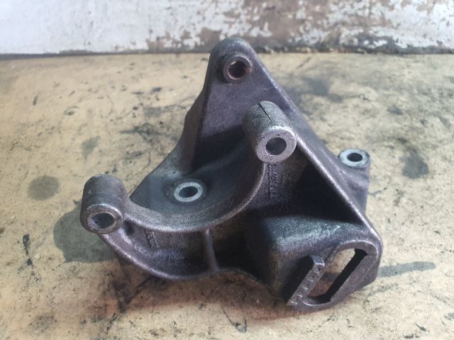 bontott DACIA SANDERO Klíma Tartó Bak