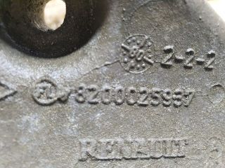 bontott DACIA SANDERO Klímakompresszor Tartó Bak