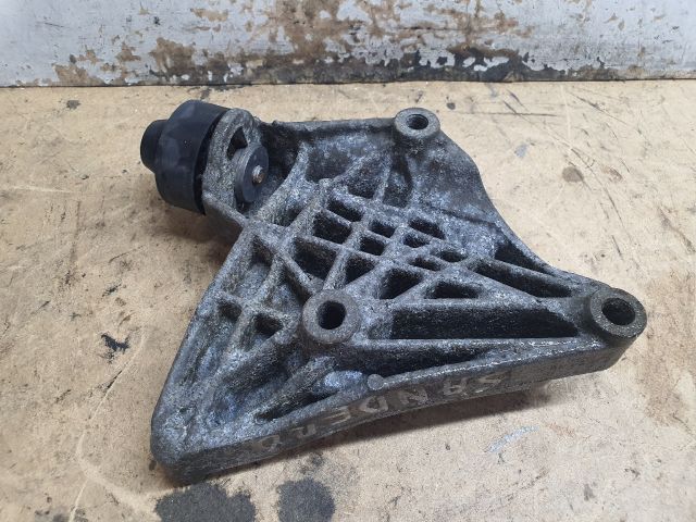 bontott DACIA SANDERO Klímakompresszor Tartó Bak