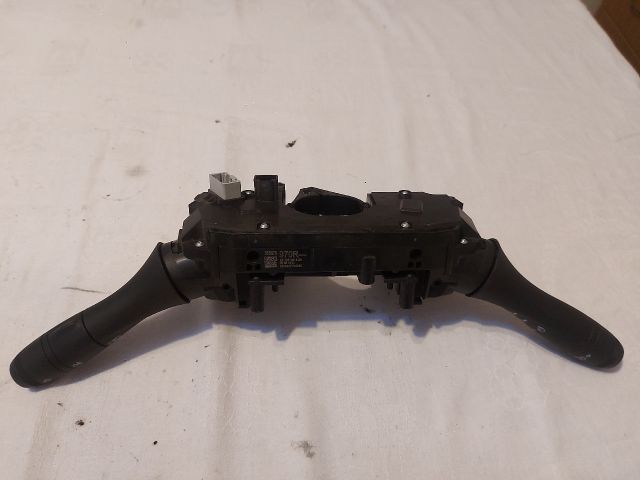 bontott DACIA SANDERO Komplett Kormánykapcsoló (Bajuszkapcsoló)