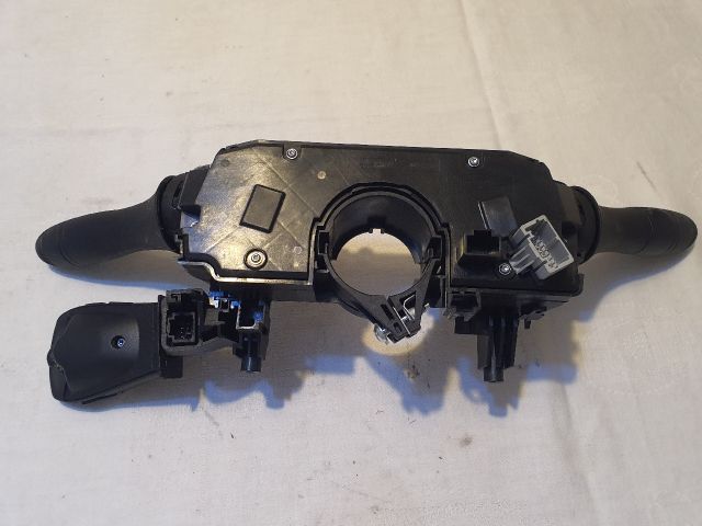 bontott DACIA SANDERO Komplett Kormánykapcsoló (Bajuszkapcsoló)