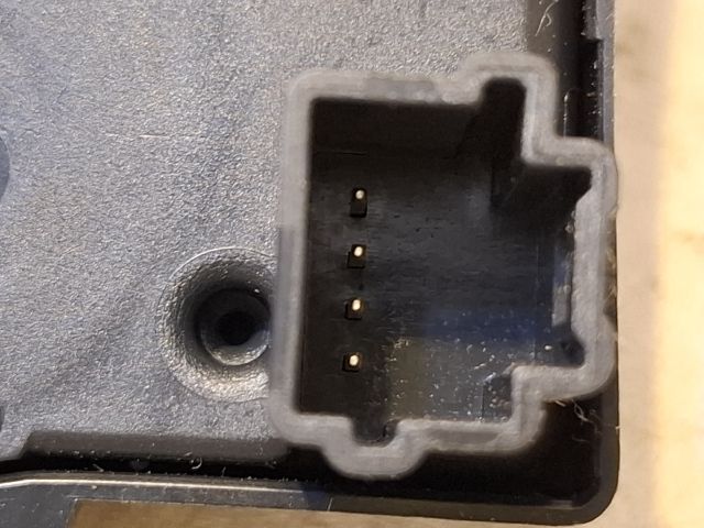 bontott DACIA SANDERO Kormányszög Jeladó