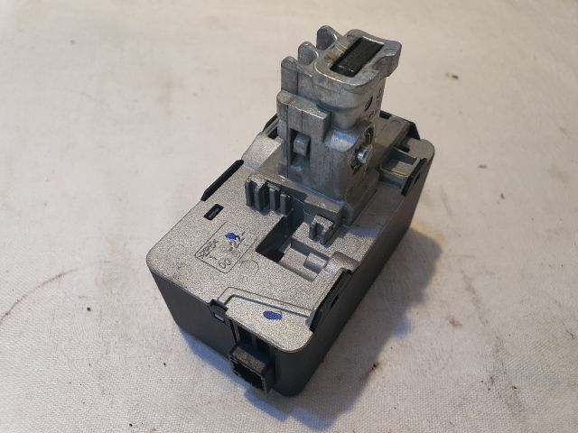 bontott DACIA SANDERO Kormányzár (Elektromos)