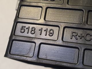 bontott DACIA SANDERO Középső Szellőző