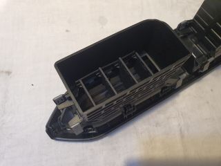 bontott DACIA SANDERO Középső Szellőző