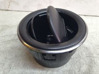 bontott DACIA SANDERO Középső Szellőző