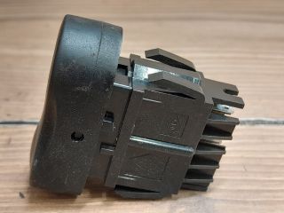 bontott DACIA SANDERO Központizár Kapcsoló