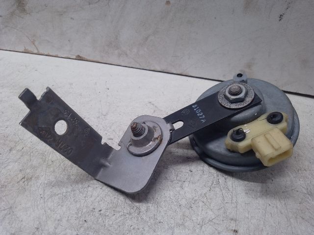 bontott DACIA SANDERO Kürt