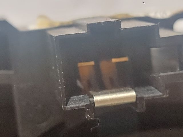 bontott DACIA SANDERO Légzsák Átvezető Szalagkábel