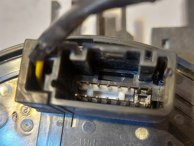 bontott DACIA SANDERO Légzsák Átvezető Szalagkábel