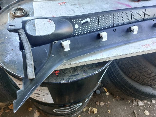 bontott DACIA SANDERO Levélrács