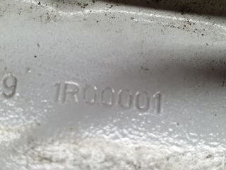 bontott DACIA SANDERO Motorháztető Jobb Zsanér