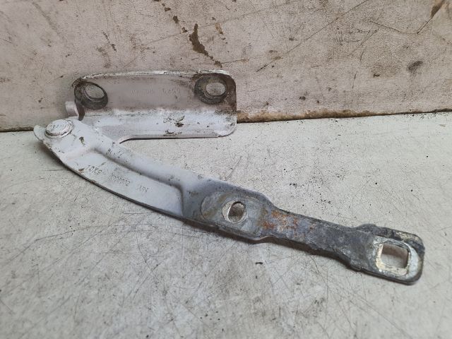 bontott DACIA SANDERO Motorháztető Jobb Zsanér