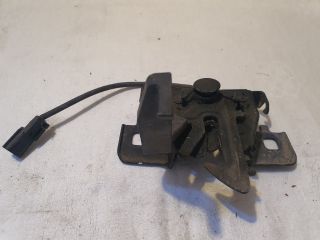 bontott DACIA SANDERO Motorháztető Zárszerkezet