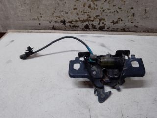 bontott DACIA SANDERO Motorháztető Zárszerkezet