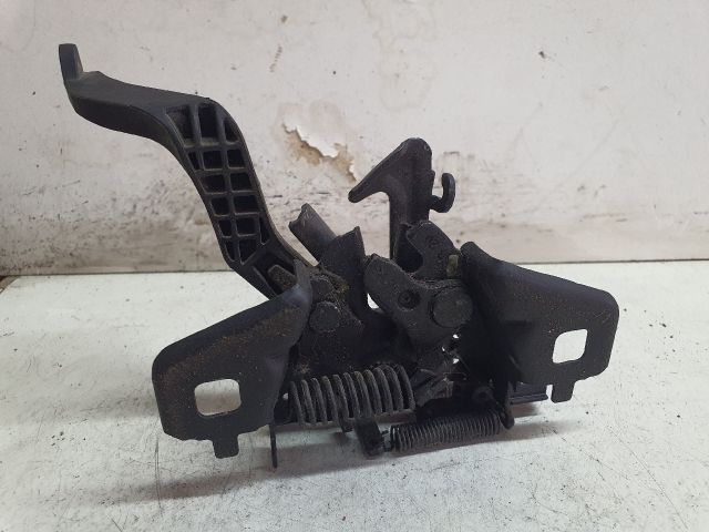 bontott DACIA SANDERO Motorháztető Zárszerkezet