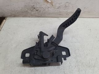 bontott DACIA SANDERO Motorháztető Zárszerkezet