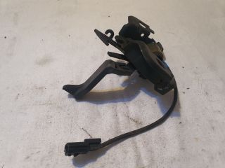 bontott DACIA SANDERO Motorháztető Zárszerkezet