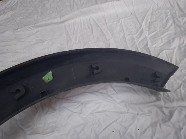 bontott DACIA SANDERO Műanyag Sárvédő Ív Díszléc