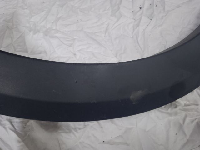 bontott DACIA SANDERO Műanyag Sárvédő Ív Díszléc