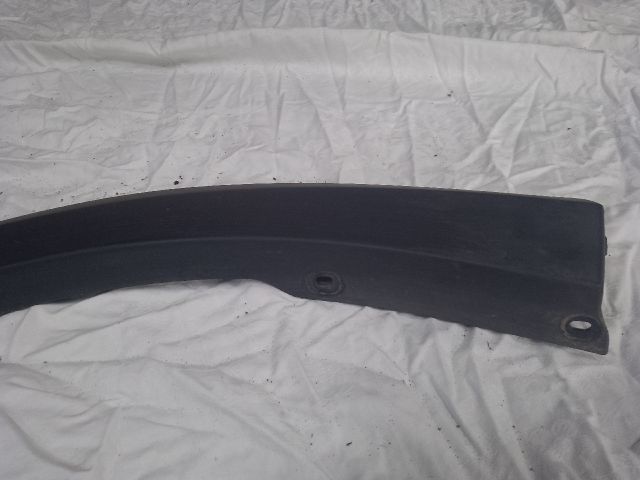 bontott DACIA SANDERO Műanyag Sárvédő Ív Díszléc