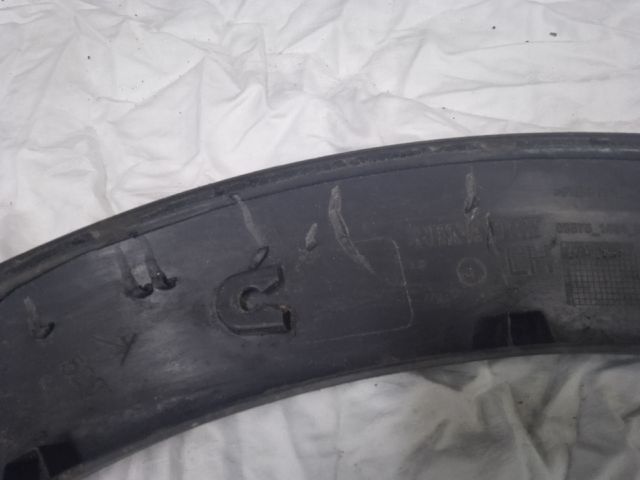 bontott DACIA SANDERO Műanyag Sárvédő Ív Díszléc