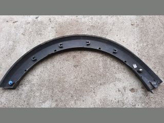 bontott DACIA SANDERO Műanyag Sárvédő Ív Díszléc