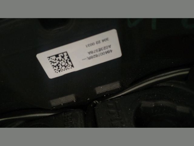 bontott DACIA SANDERO Multikormány