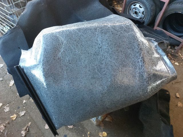 bontott DACIA SANDERO Padlószőnyeg