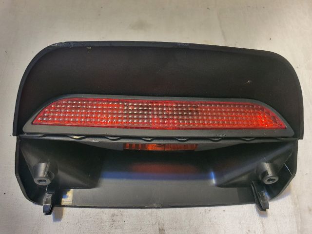 bontott DACIA SANDERO Pótféklámpa