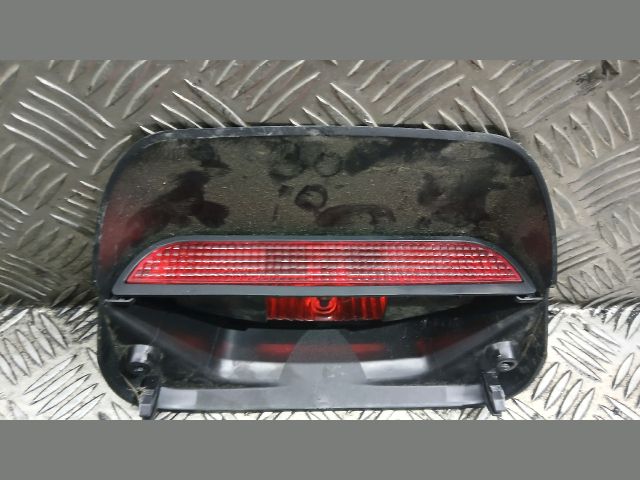 bontott DACIA SANDERO Pótféklámpa