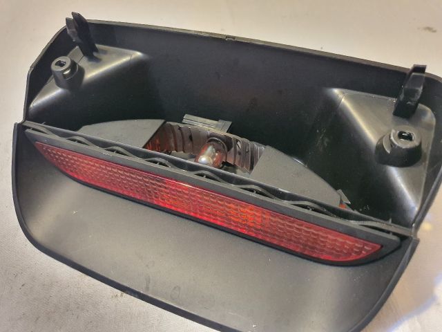 bontott DACIA SANDERO Pótféklámpa