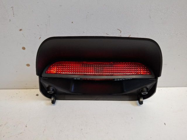 bontott DACIA SANDERO Pótféklámpa