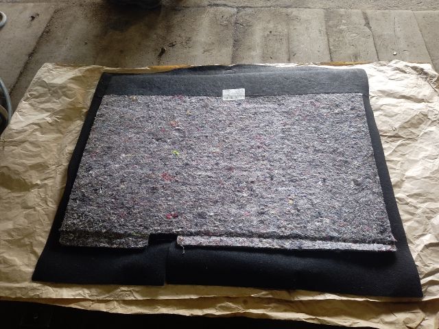 bontott DACIA SANDERO Pótkerék Takaró