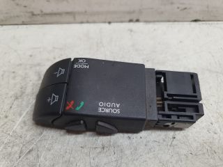 bontott DACIA SANDERO Rádió / CD Kapcsoló