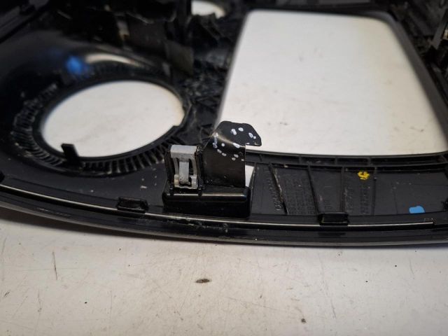 bontott DACIA SANDERO Rádió / CD Keret