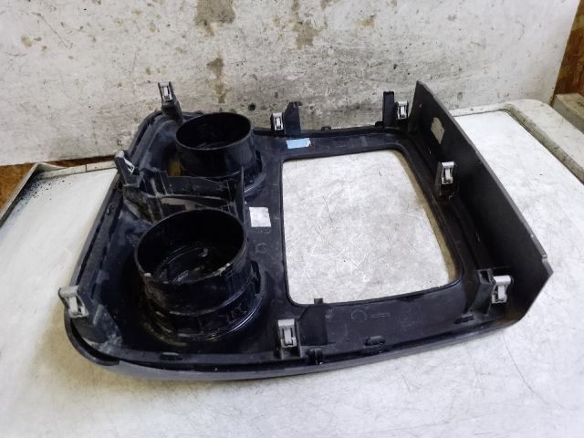 bontott DACIA SANDERO Rádió / CD Keret