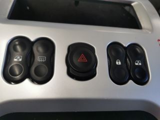 bontott DACIA SANDERO Rádió / CD Keret