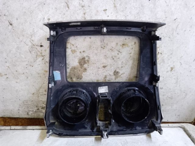 bontott DACIA SANDERO Rádió / CD Keret