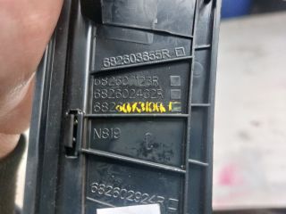 bontott DACIA SANDERO Rádió / CD Keret